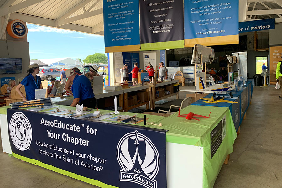 Volunteer with Chapters and Young Eagles at AirVenture EAA