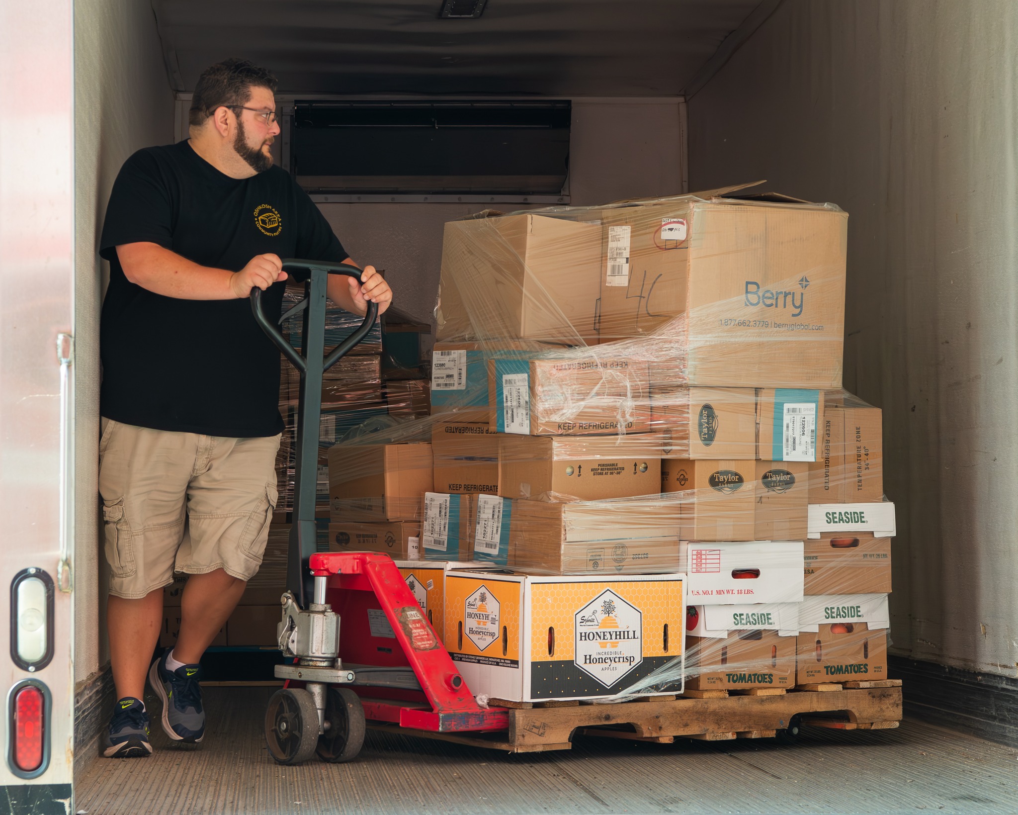 eaa airventure food donation 